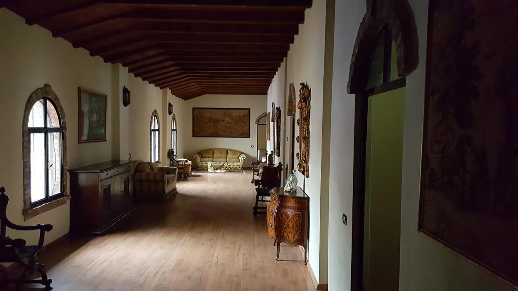 Hotel Tenuta Il Tenchio Lacchiarella Exteriér fotografie